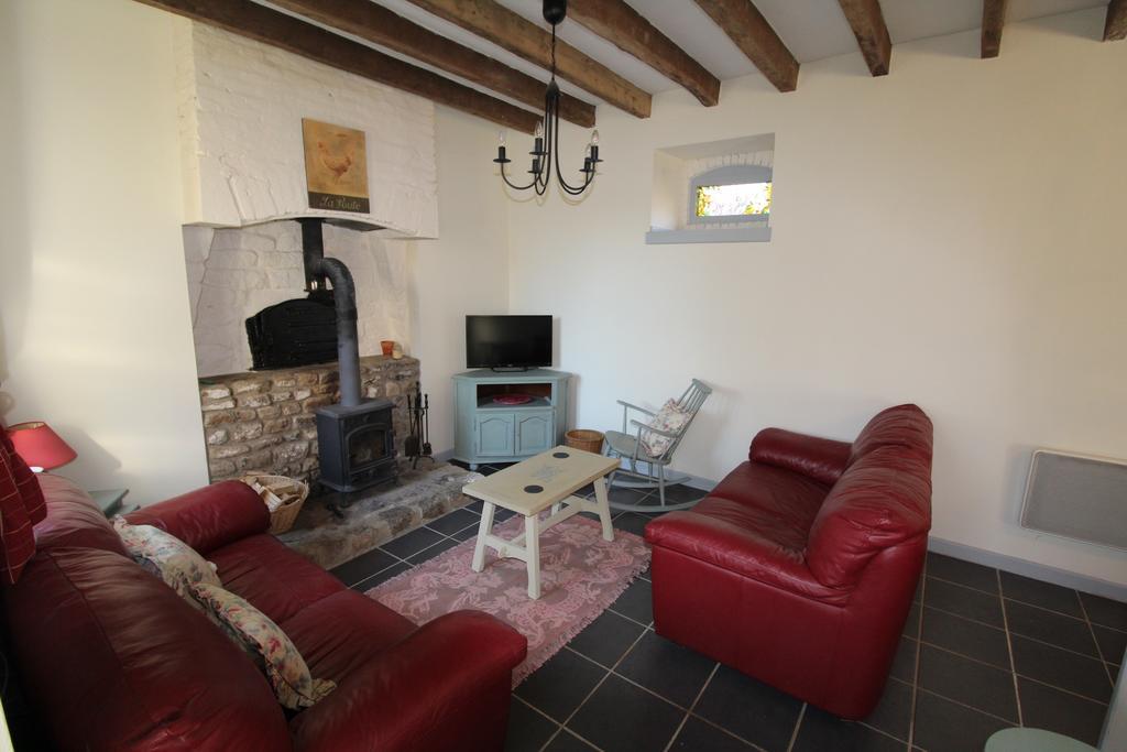 La Petite Jeusseliniere Villa Larchamp Kültér fotó