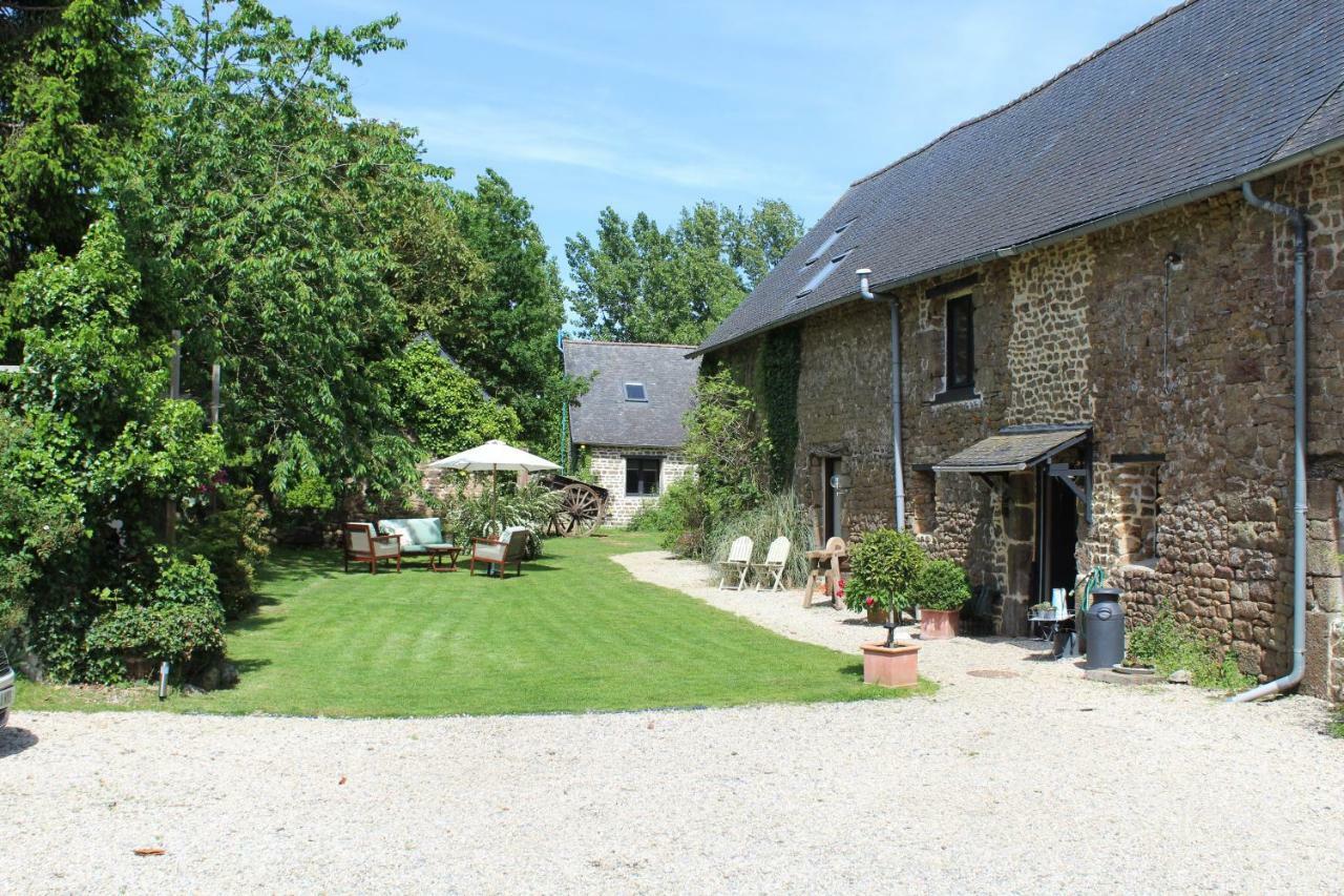 La Petite Jeusseliniere Villa Larchamp Kültér fotó
